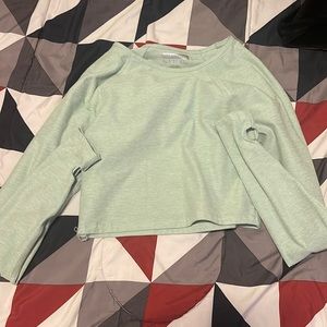 Cropped long sleeve top